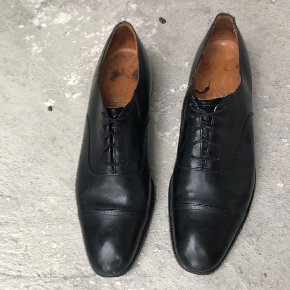 Vintage  Church’s  oxfords